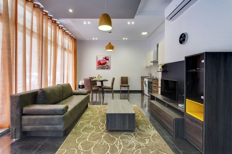 Others 5, Deluxe Apartment in a Prime Location, Wifi