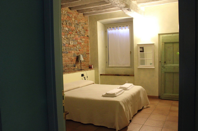 Bedroom 18