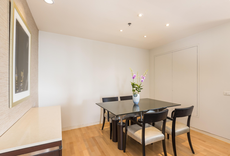 Dining Room 26