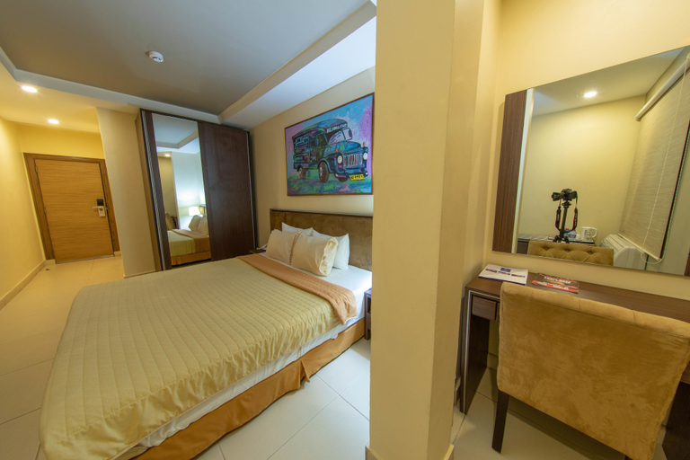 Bedroom 3, Frankie´s Hotel, Accra