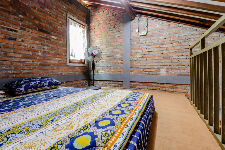 Bedroom 30
