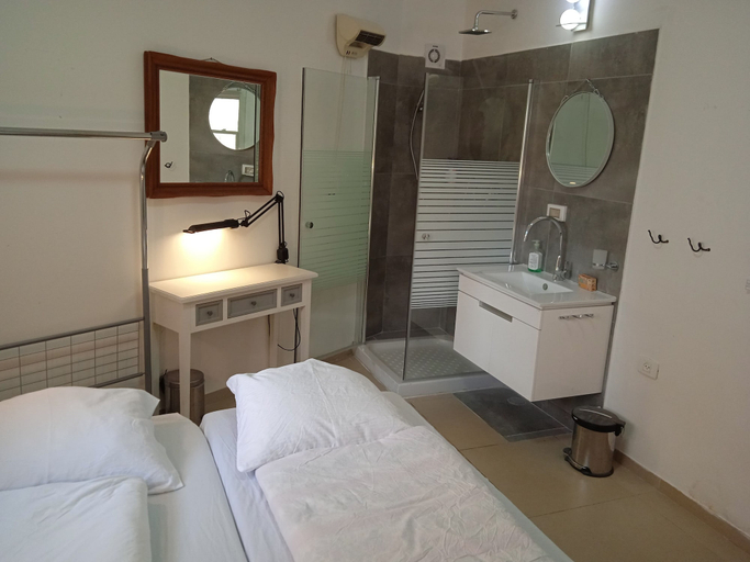 Bedroom 2, Jaffa Getaway