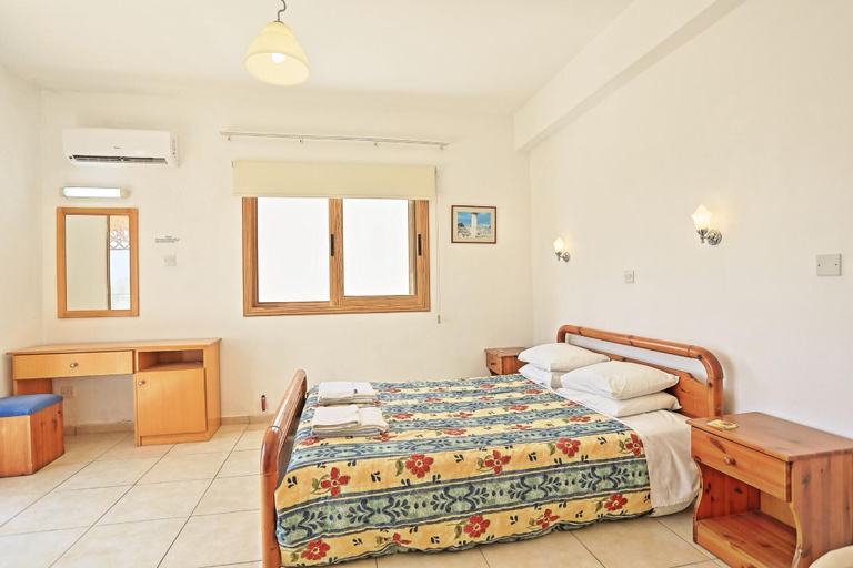 Bedroom 5, Villa Athina Finiki in Latchi