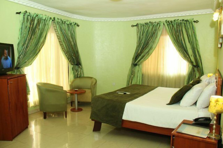 Bedroom 2, Vines Hotel, AbujaMun