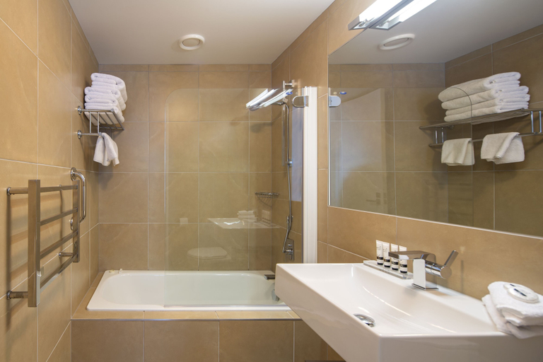 Bathroom 3, Highview Apartments, Queenstown-Lakes