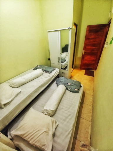 Bedroom 2, Omah Larissa, Sleman