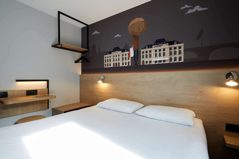 Bedroom 11