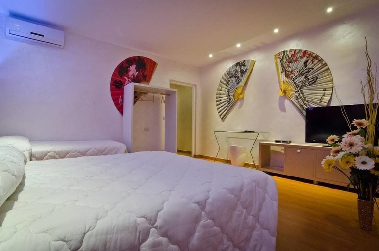 Bedroom 13