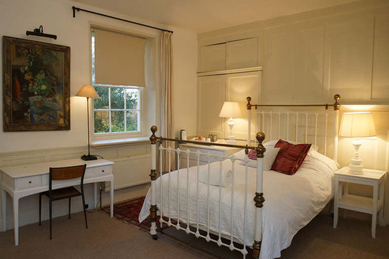 Bedroom 2, St John's Croft, Hampshire