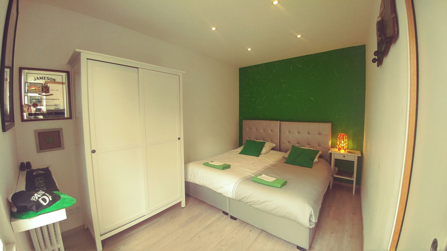 Bedroom 13