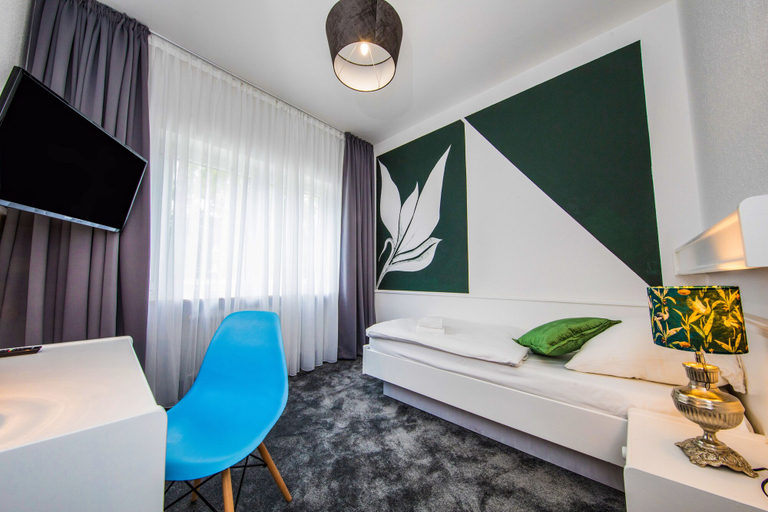 Bedroom 3, Kleines Hotel Heimfeld, Hamburg