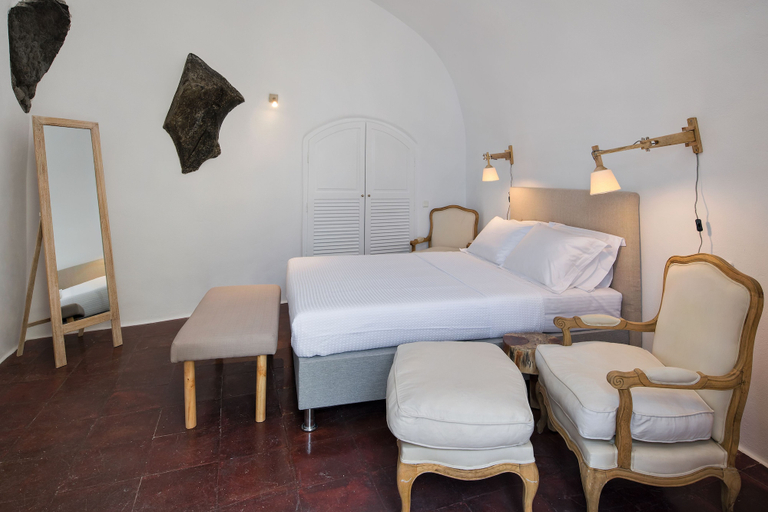 Bedroom 3, Opsis Cave House, South Aegean