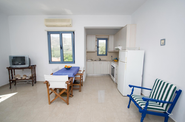 Others 3, Family Holidays House Koutsouras by GHH, Crete