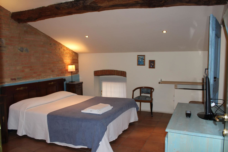 Bedroom 14