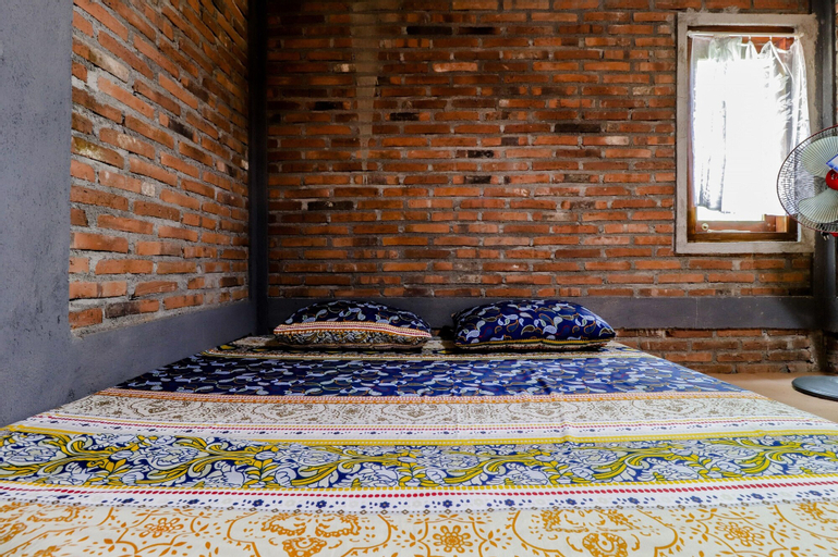 Bedroom 21