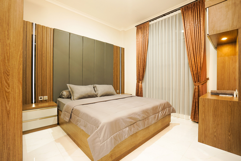 Bedroom 9