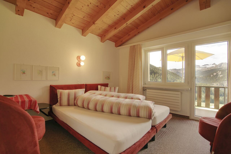 Bedroom 2, Hotel Ristorante Zarera, Bernina
