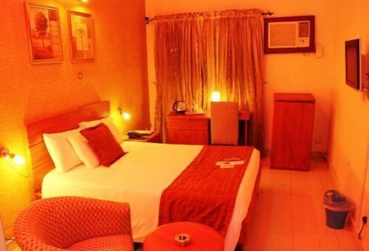 Bedroom 3, Vines Hotel, AbujaMun