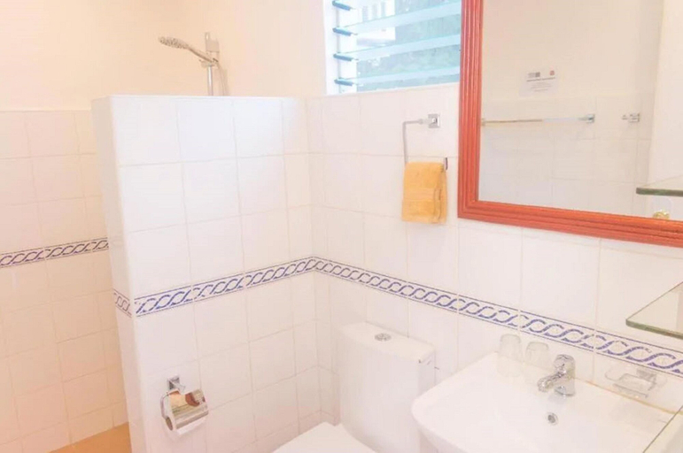 Bathroom 5, Alona Vida Beach Hill, Panglao