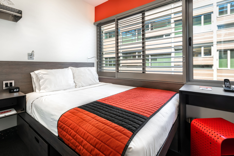 Bedroom 12