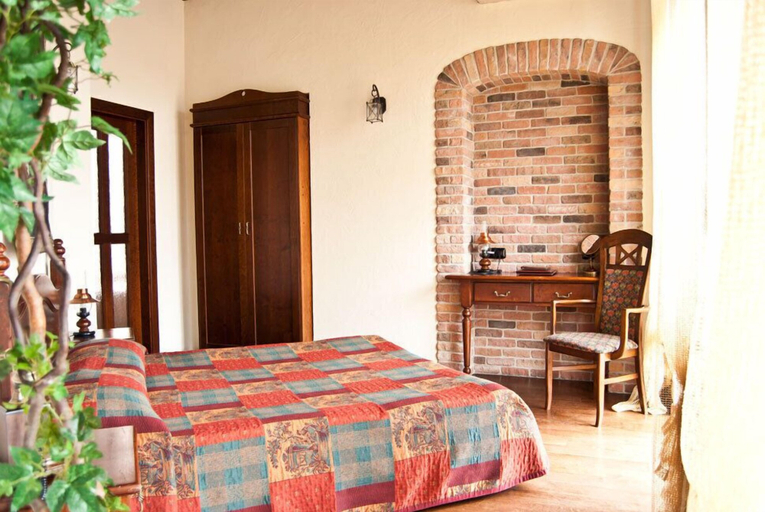 Bedroom 2, Sonya Hotel, Holosiïvs'kyi