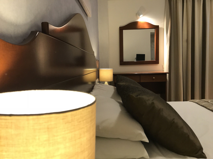 Bedroom 4, Diana Hotel, Ionian Islands