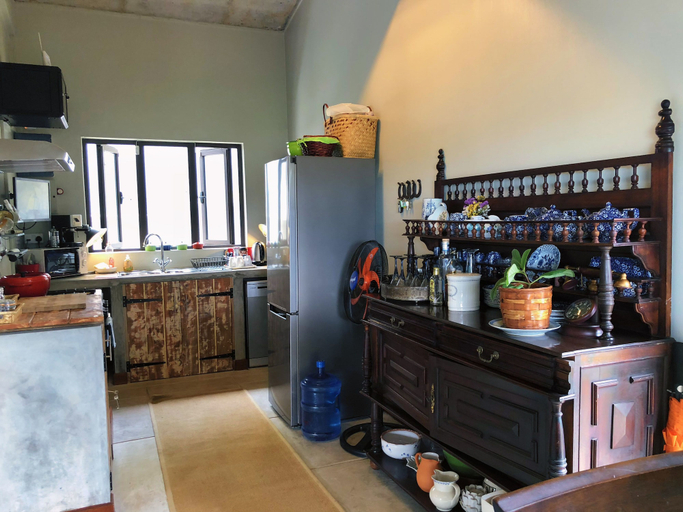 Food & Drinks 5, Green Cottage Chamarel, Black River