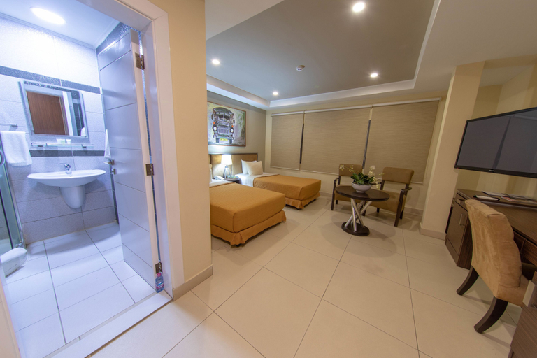Bedroom 3, Frankie´s Hotel, Accra
