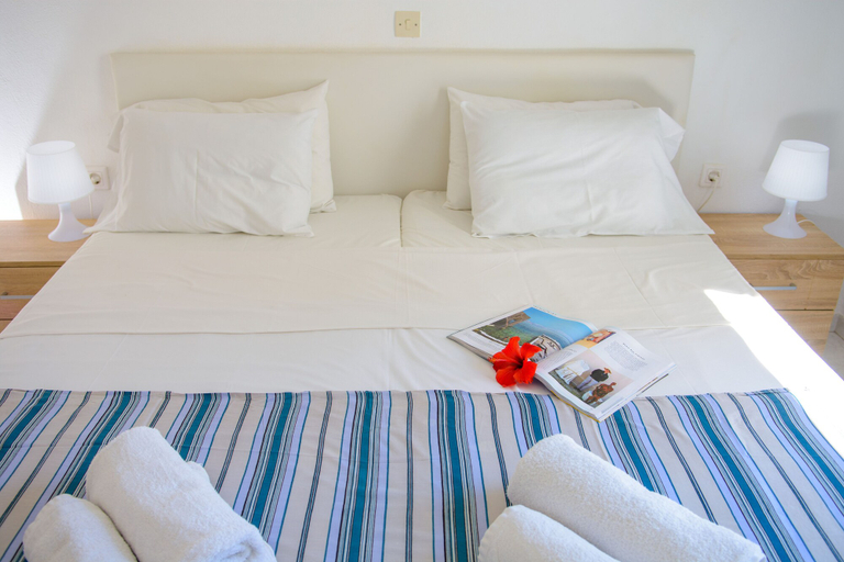 Bedroom 5, Hiona Apartments, Crete