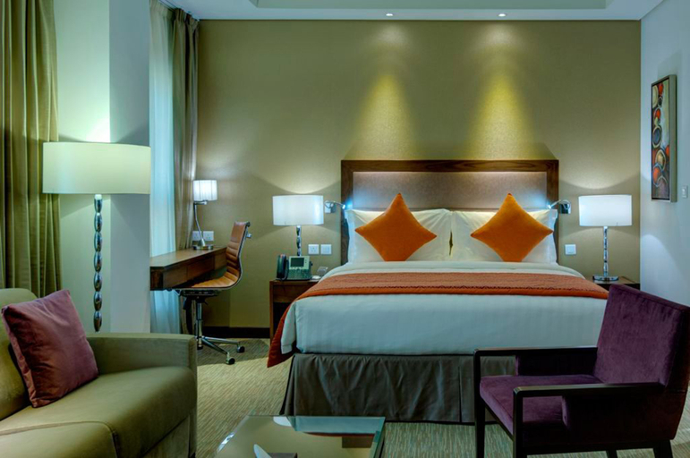 Bedroom 2, Crowne Plaza MADINAH by IHG, Al Madinah Al Munawwarah