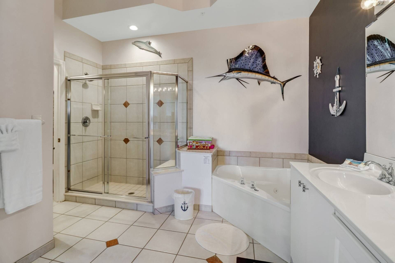 Bathroom 4, Lovers Key Resort PH1, Lee