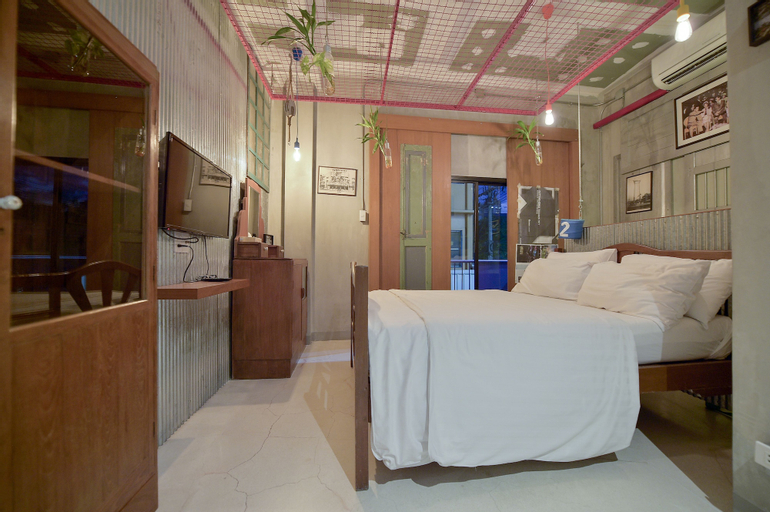 Bedroom 8