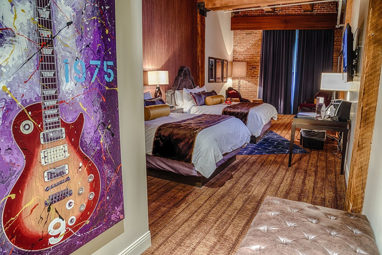 Bedroom 3, Hard Rock Hotel & Casino Sioux City, Woodbury