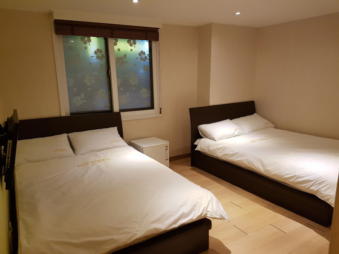Bedroom 4, Moon Sun Guesthouse, Jung