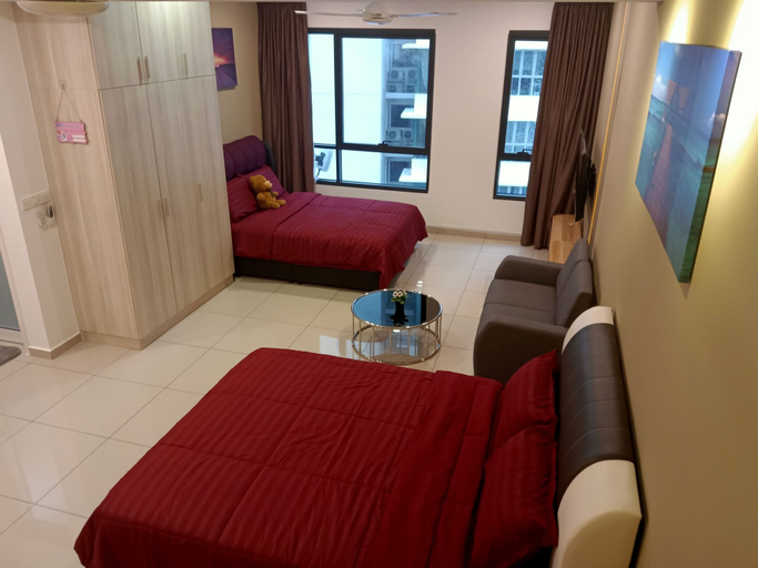 Others 5, Summer Studio 2 - One South, Seri Kembangan