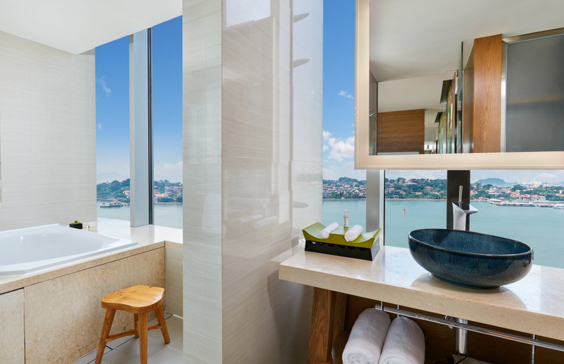 Bathroom 5, Hotel Indigo XIAMEN HARBOUR by IHG, Xiamen