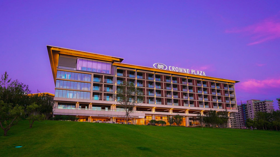 Exterior & Views 3, Crowne Plaza ZUNHUA HOT SPRING TOWN by IHG, Tangshan