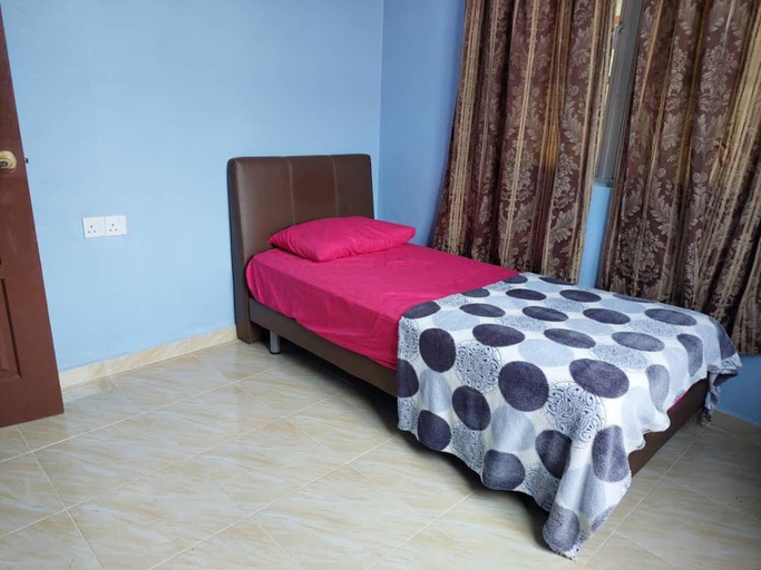 Bedroom 4, D'Mufeed Homestay, Kuala Terengganu