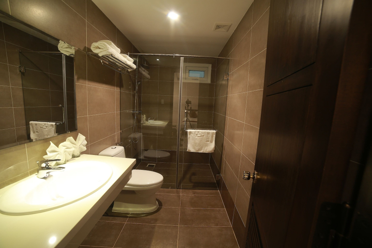 Bathroom 4, Edele Hotel, Nha Trang