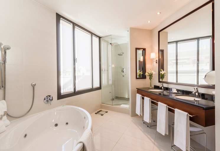 Bathroom 5, Hotel Barcelona Center, Barcelona
