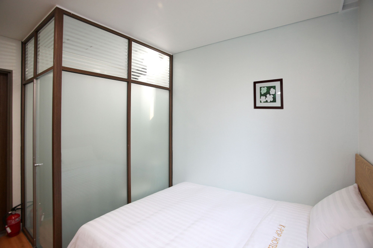 Bedroom 8