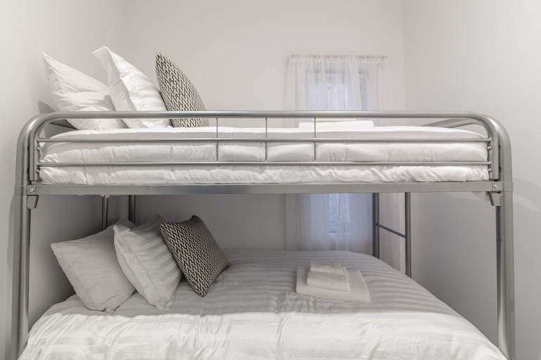 Bedroom 9