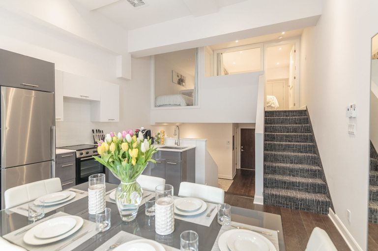 Dining Room 24