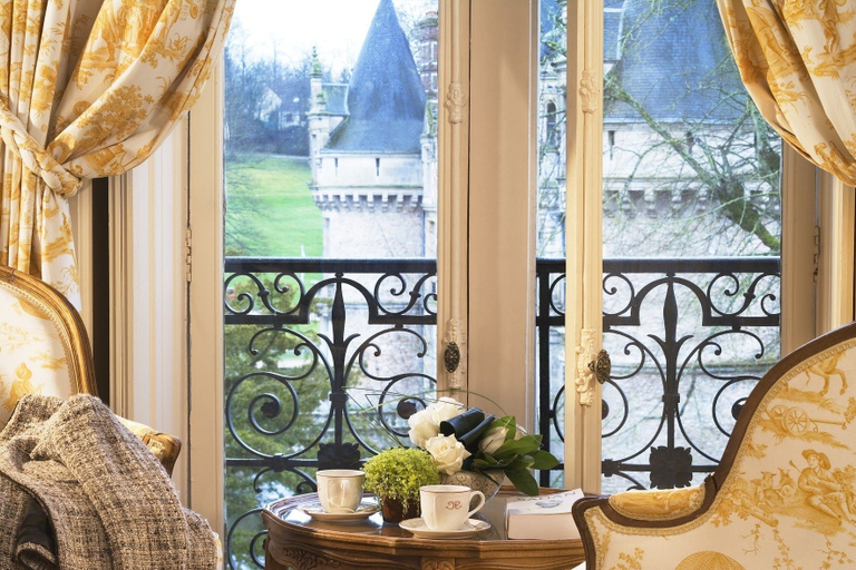 Others 5, Chateau d'Esclimont, Eure-et-Loir