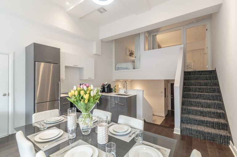 Dining Room 15