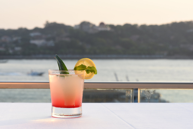 Food & Drinks 7