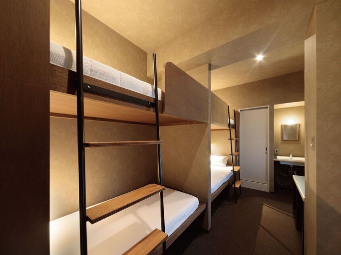 Bedroom 3, Bunshodo Hotel, Fukuoka