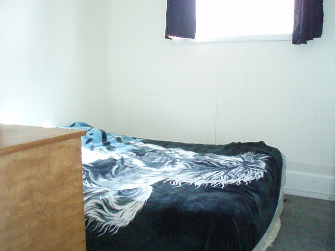 Bedroom 2, Canora Cozy Cottage, Division No. 9