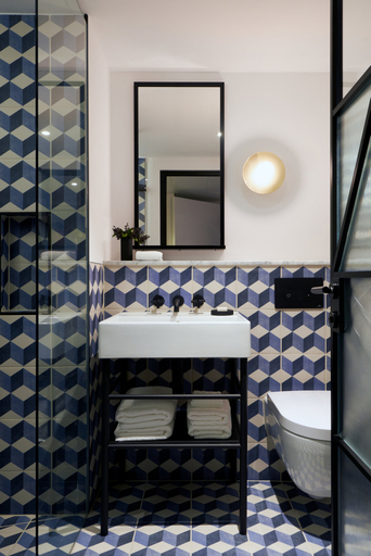 Bathroom 4, Kimpton DE WITT by IHG, Amsterdam