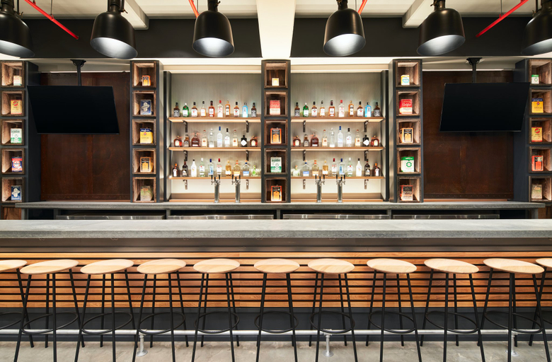 Food & Drinks 5, Hotel Indigo TALLAHASSEE - COLLEGETOWN by IHG, Leon